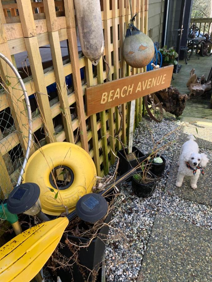Seas The Day House 5 Star Hottub Pets Bbq Fire Premier Location Hotel Gibsons Exterior photo